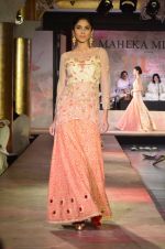 Model walks for Maheka Mirpuri